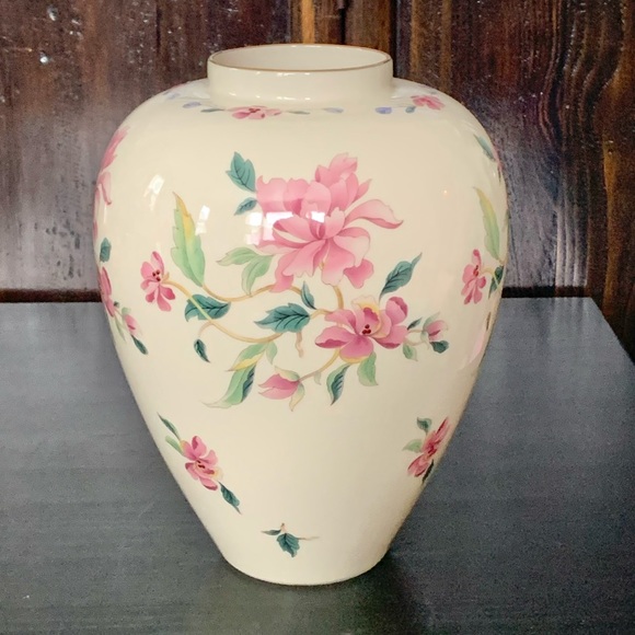 Lenox Barrington Collection 9 1/4” Large Pink Floral Vase - Picture 1 of 16